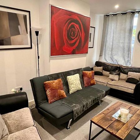 4 Bedroom Terrace House Wellingborough Luaran gambar