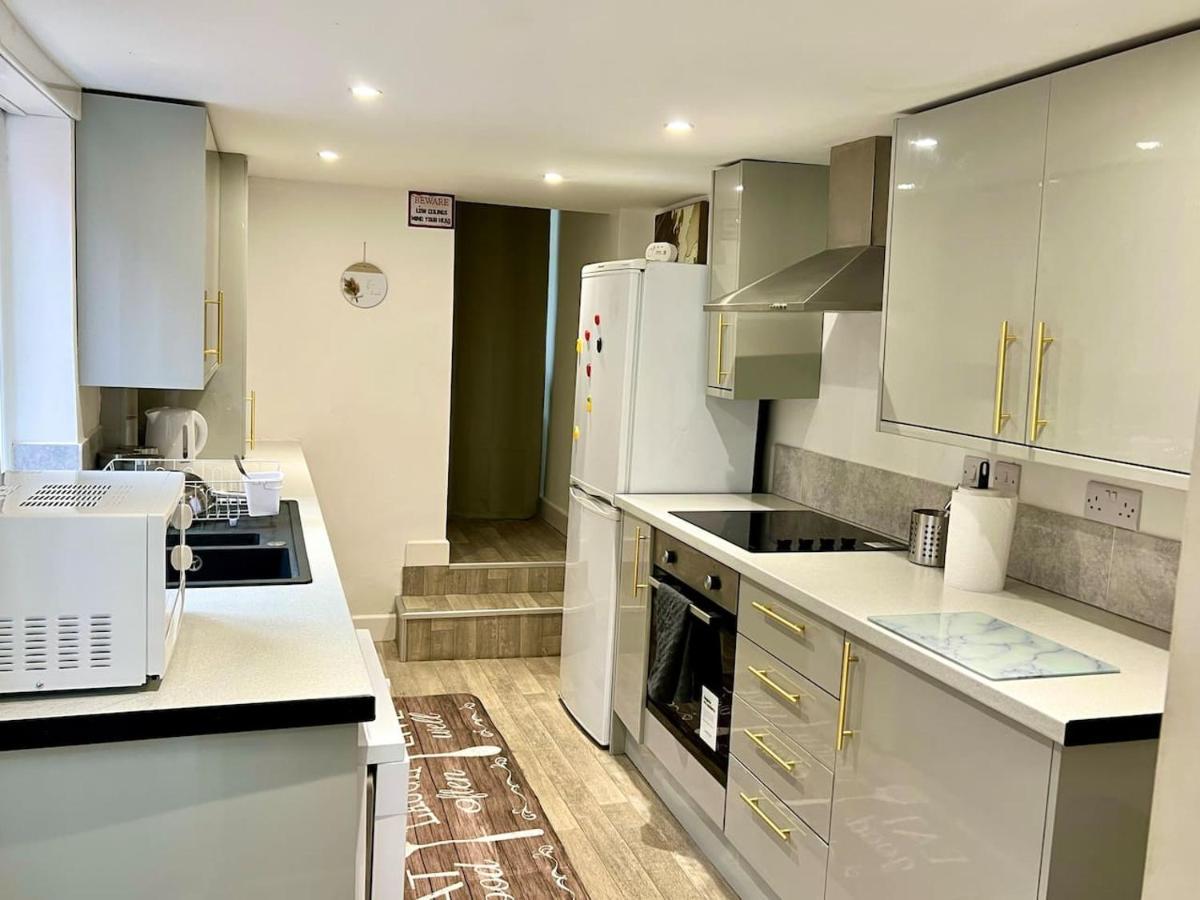 4 Bedroom Terrace House Wellingborough Luaran gambar