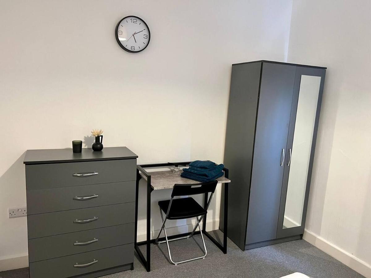 4 Bedroom Terrace House Wellingborough Luaran gambar
